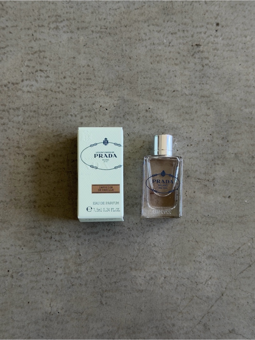 Prada / Infusion de Vanille / Mini EDP 7.5ml - Picture 4 of 7